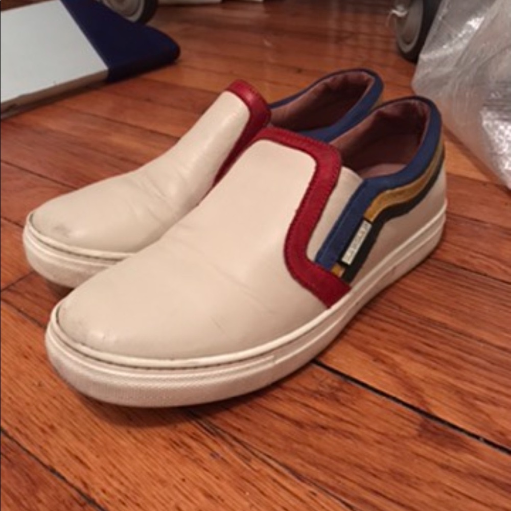 Stylish leather white shoes